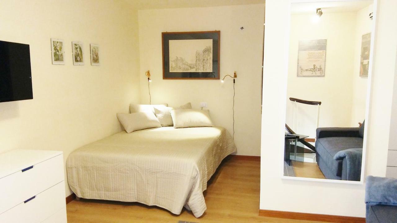 Bilocale In Centro Apartment Salerno Luaran gambar
